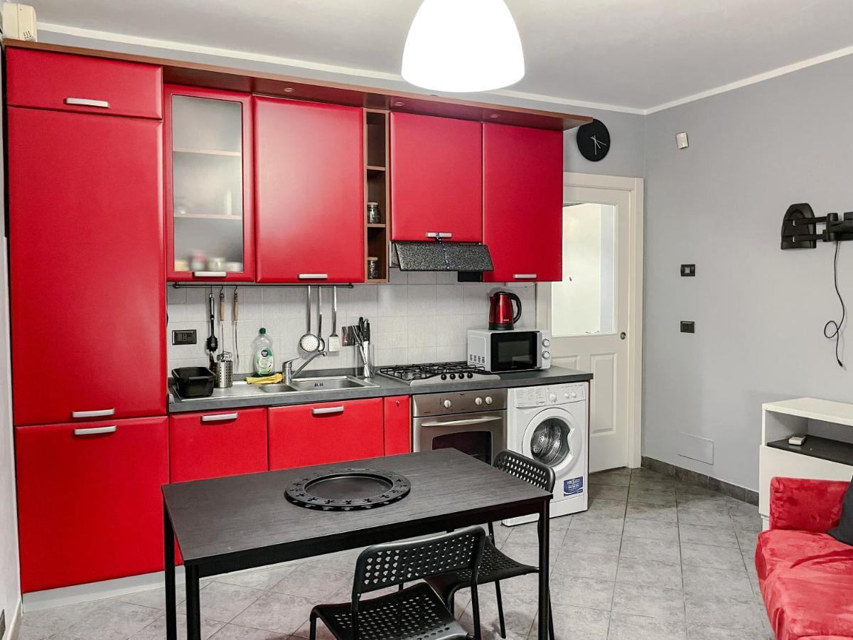 Myhouse Inn Fermata Paradiso - Affitti Brevi Italia 콜레뇨 외부 사진