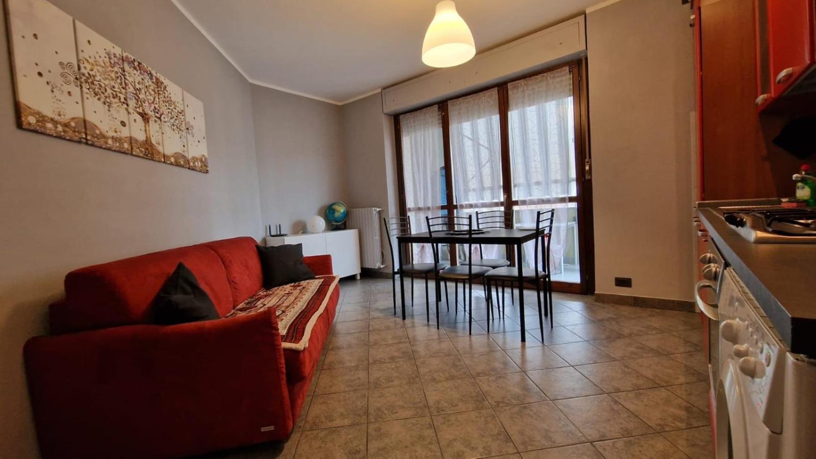 Myhouse Inn Fermata Paradiso - Affitti Brevi Italia 콜레뇨 외부 사진