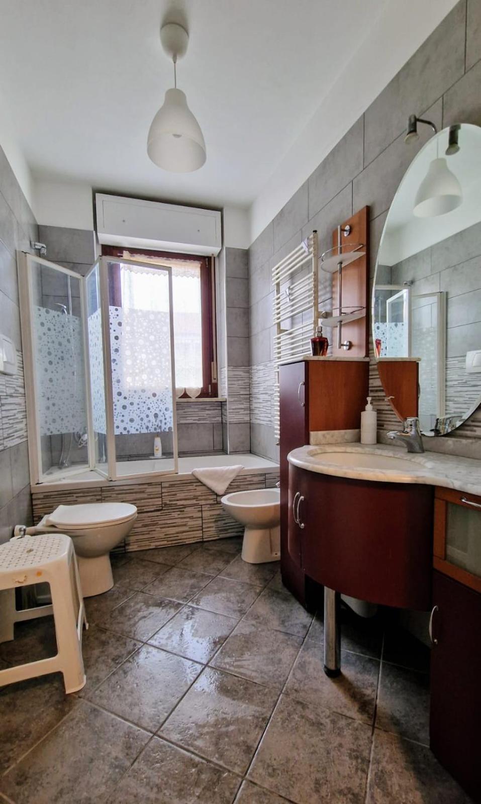 Myhouse Inn Fermata Paradiso - Affitti Brevi Italia 콜레뇨 외부 사진